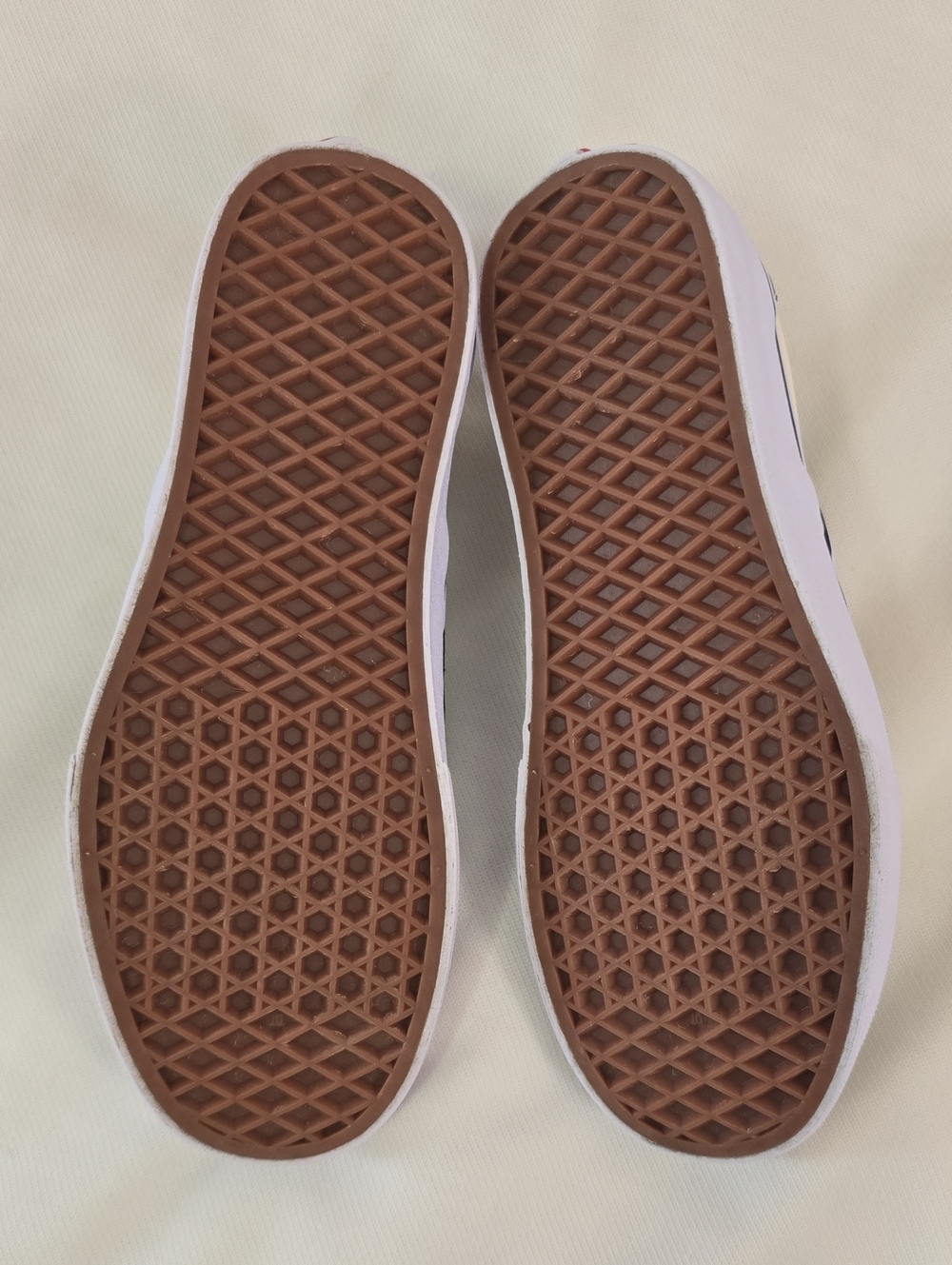Vans Women's Shoes Size: 8.5 - Picture 16 of 17